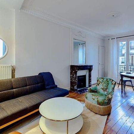 Charmant Appartement Au Coeur De Paris Exterior photo